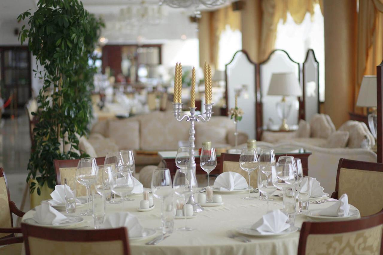 Apart-Hotel Integra Banja Luka Ngoại thất bức ảnh