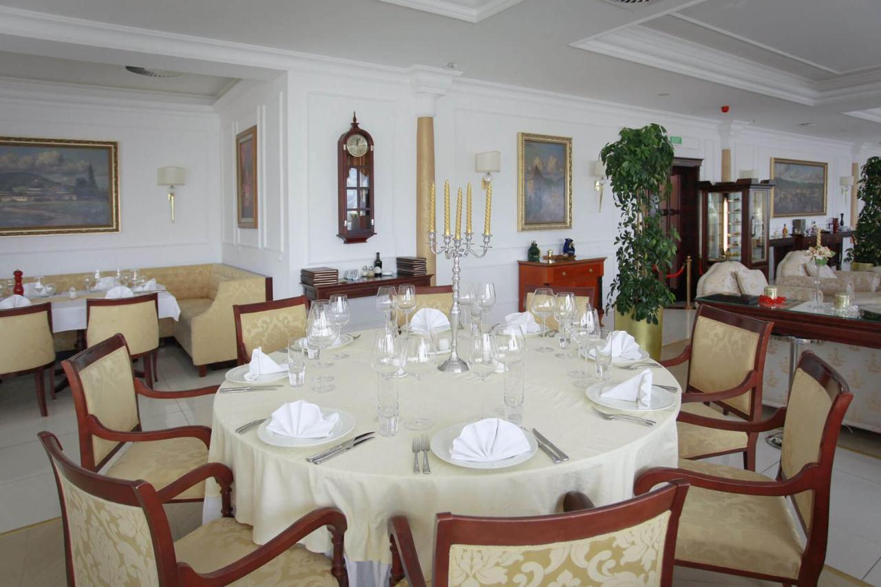 Apart-Hotel Integra Banja Luka Ngoại thất bức ảnh