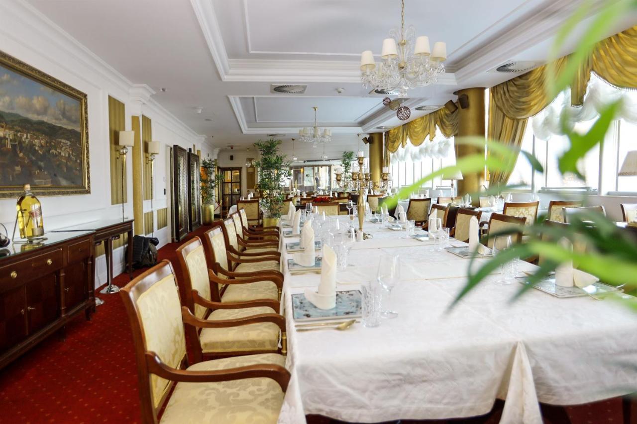 Apart-Hotel Integra Banja Luka Ngoại thất bức ảnh