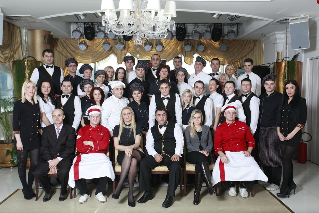 Apart-Hotel Integra Banja Luka Ngoại thất bức ảnh