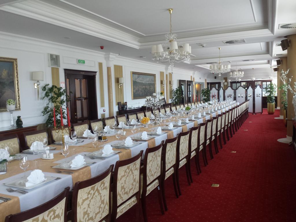 Apart-Hotel Integra Banja Luka Ngoại thất bức ảnh