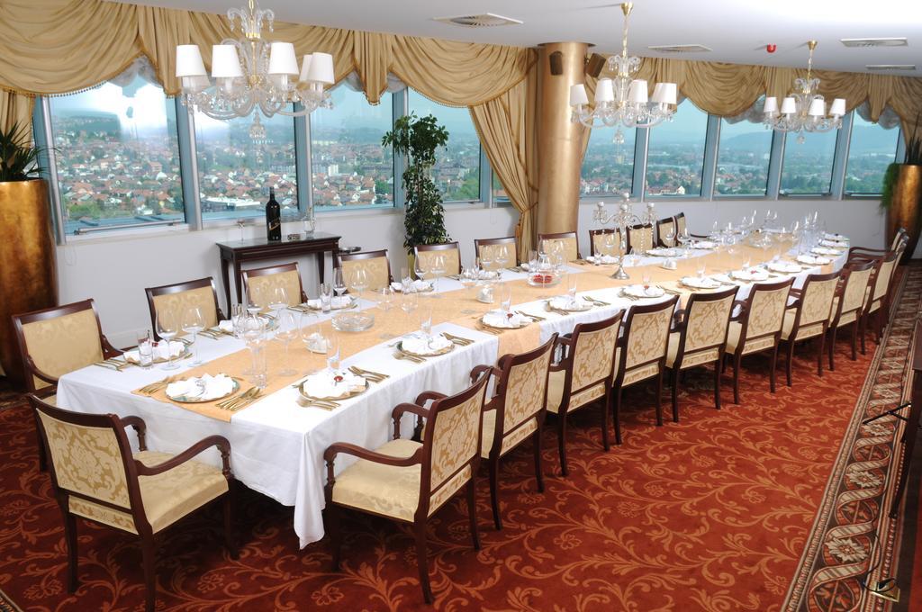 Apart-Hotel Integra Banja Luka Ngoại thất bức ảnh