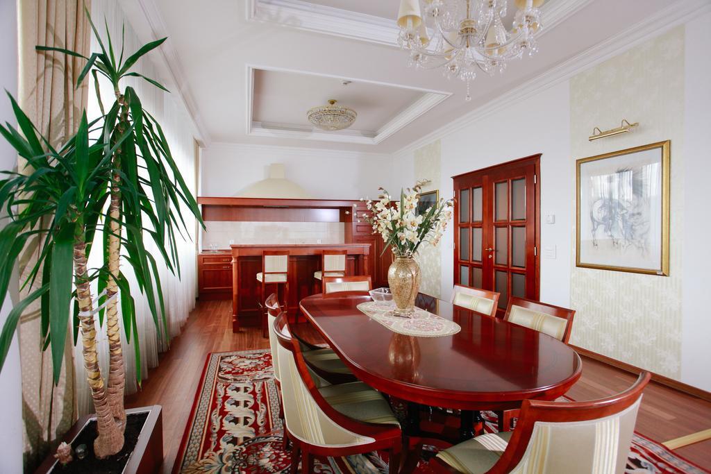Apart-Hotel Integra Banja Luka Phòng bức ảnh