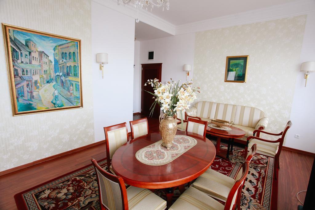 Apart-Hotel Integra Banja Luka Phòng bức ảnh